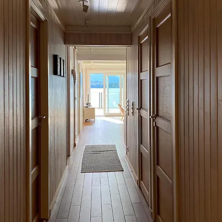 Cozy In Gurskoy With Sauna *