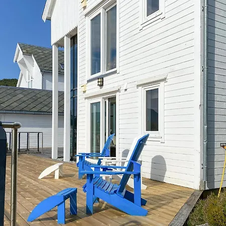 Cozy In Gurskoy With Sauna شقة