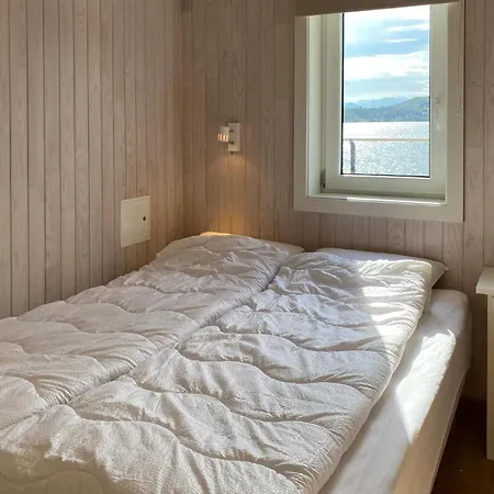 Lovely In Gurskoy With Sauna *