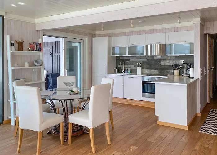 Cozy In Gurskoy With Sauna Apartment