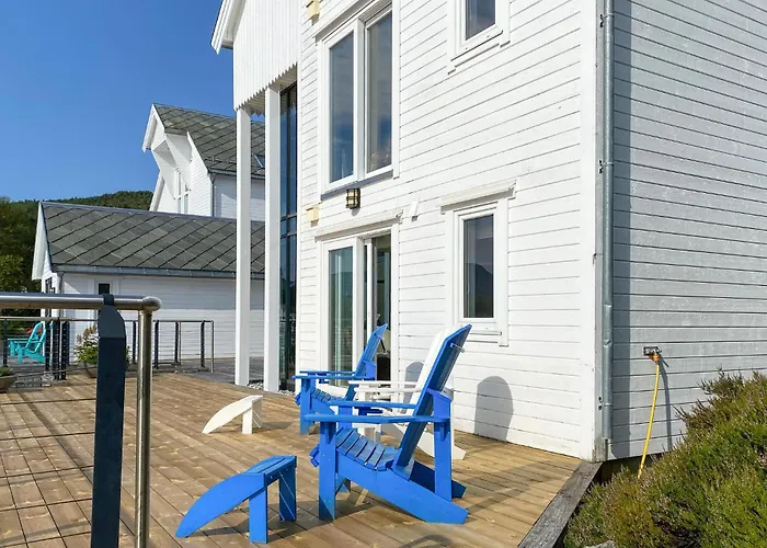 Cozy In Gurskoy With Sauna Apartment